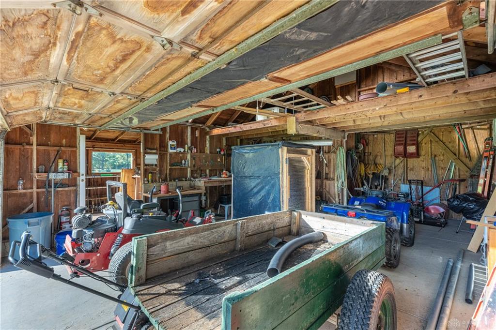 4001 E Social Row Road Property Photo 42