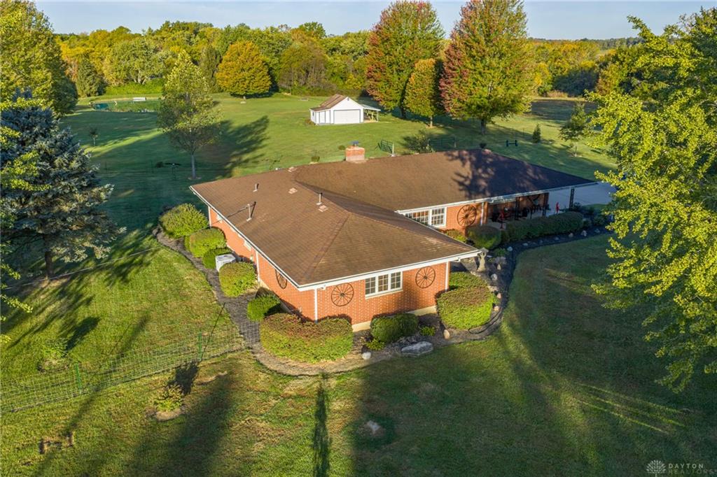 4001 E Social Row Road Property Photo 52