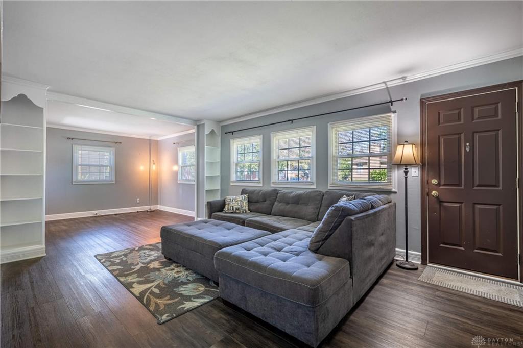 604 Schuyler Drive Property Photo 3