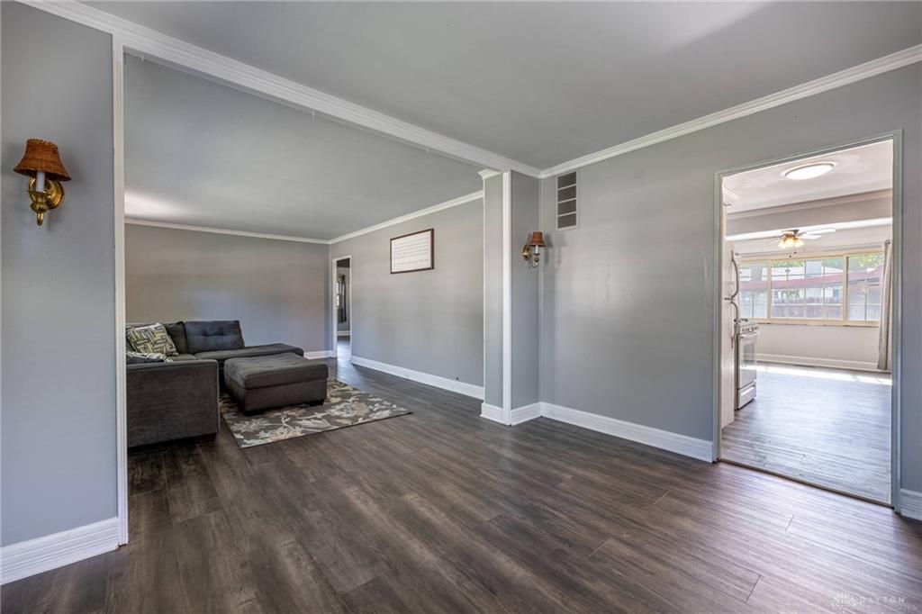 604 Schuyler Drive Property Photo 6