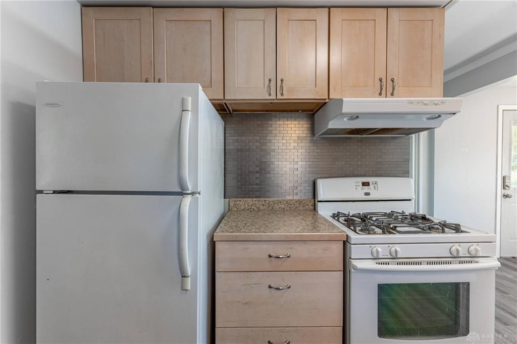 604 Schuyler Drive Property Photo 11