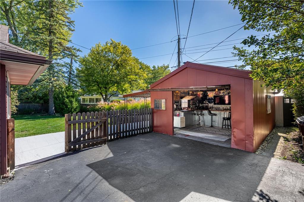 604 Schuyler Drive Property Photo 22