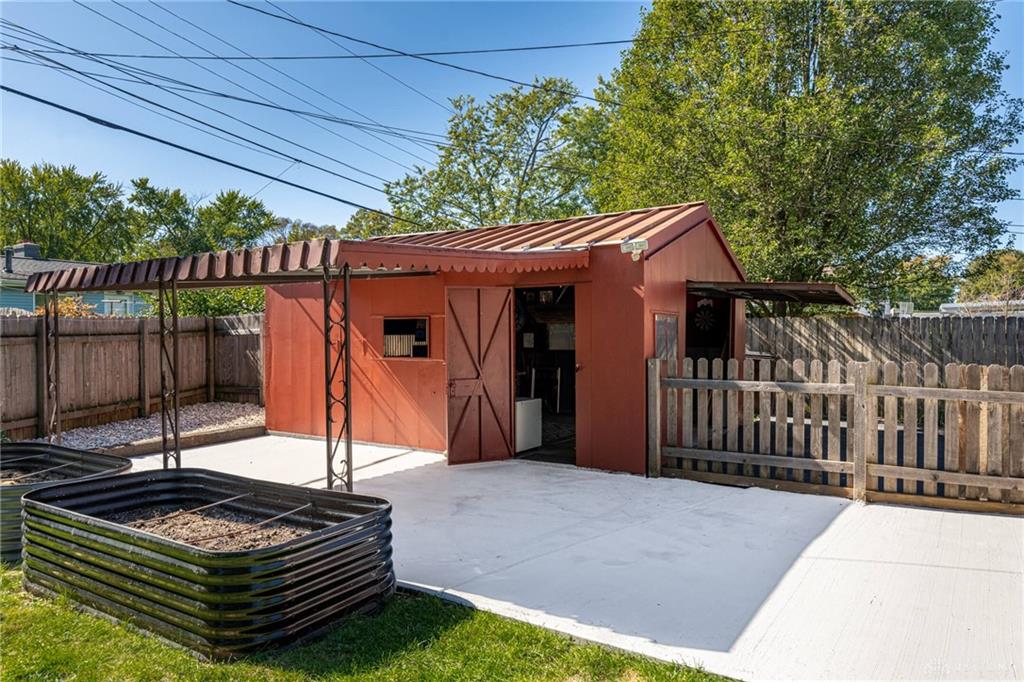 604 Schuyler Drive Property Photo 27