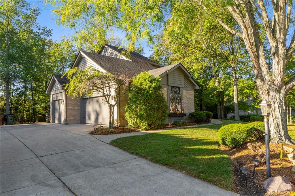 1009 Highpoint Drive Property Photo 4