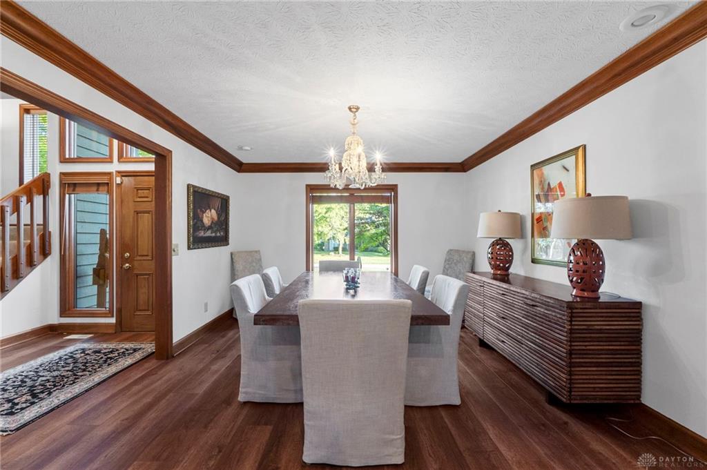 1009 Highpoint Drive Property Photo 14