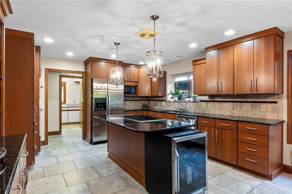 1009 Highpoint Drive Property Photo 19