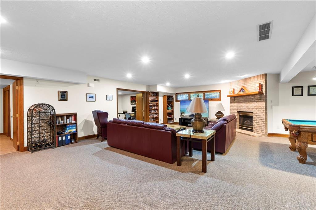 1009 Highpoint Drive Property Photo 44