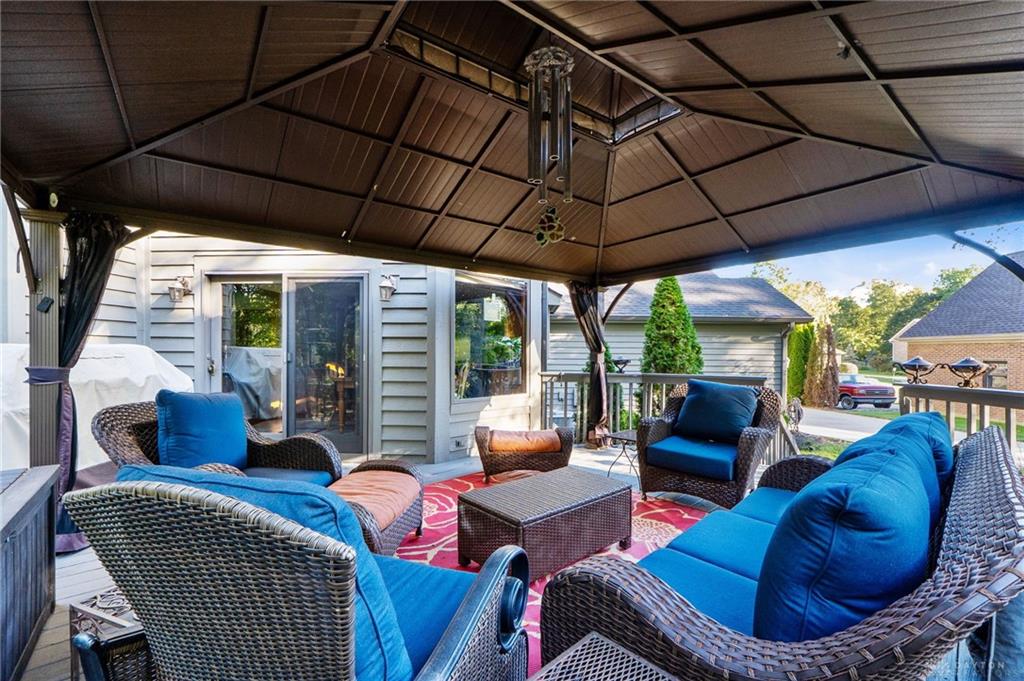 1009 Highpoint Drive Property Photo 67