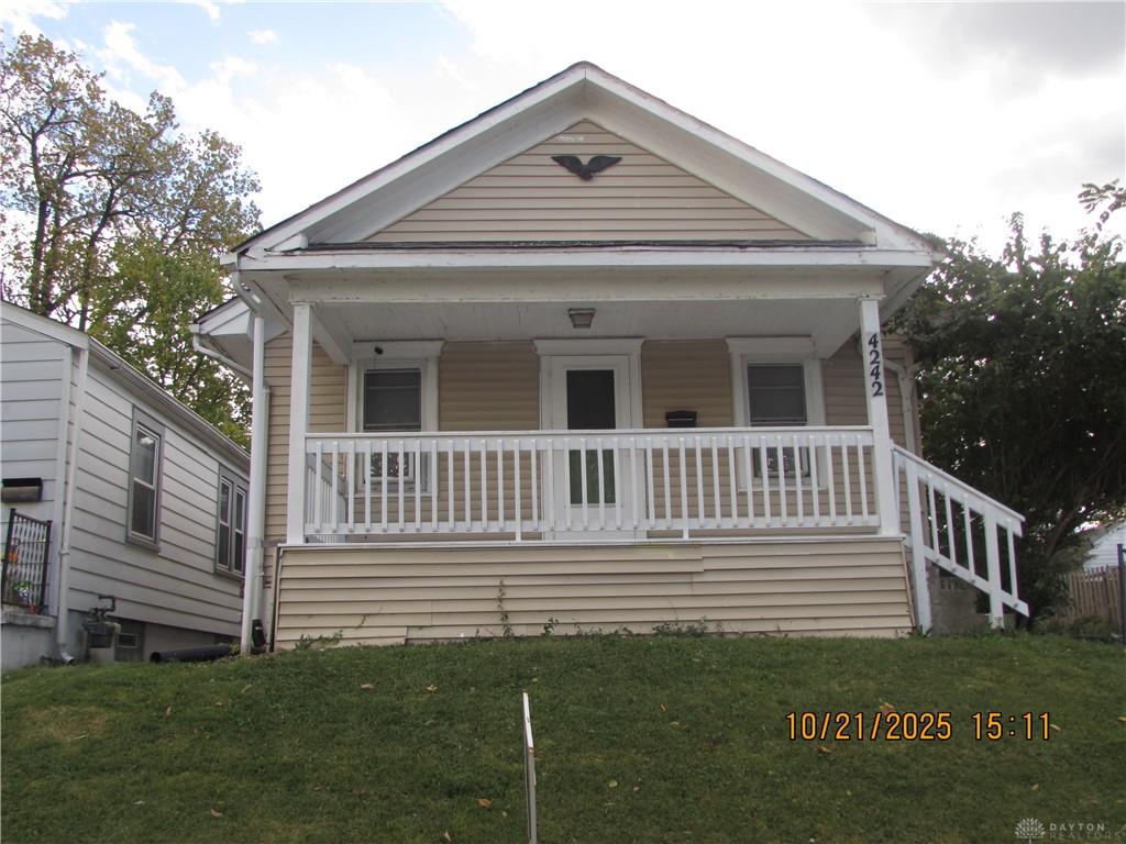 4242 Pleasant View