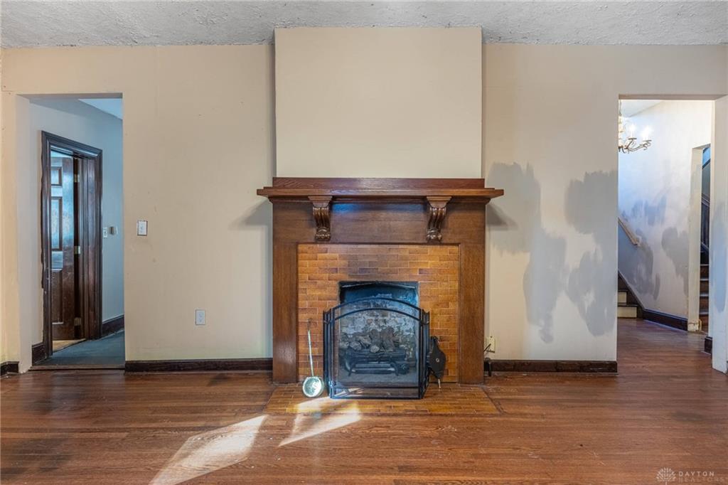 162 Lexington Avenue Property Photo 9