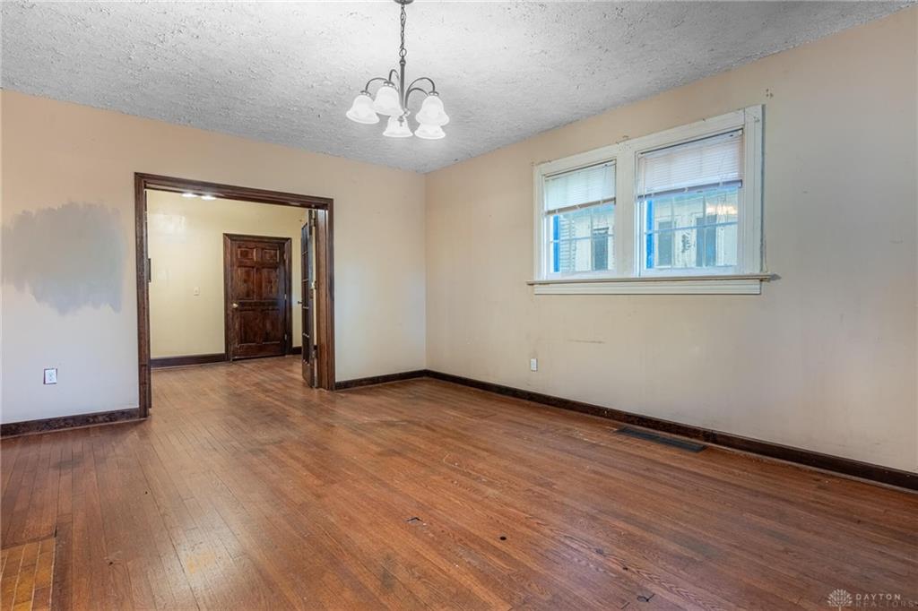 162 Lexington Avenue Property Photo 11