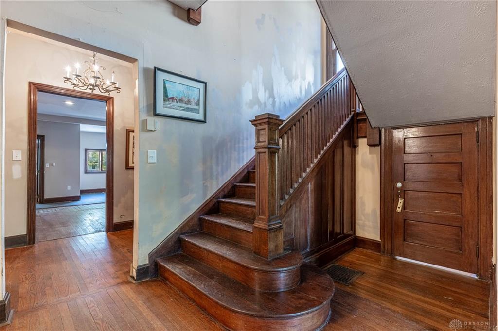 162 Lexington Avenue Property Photo 23