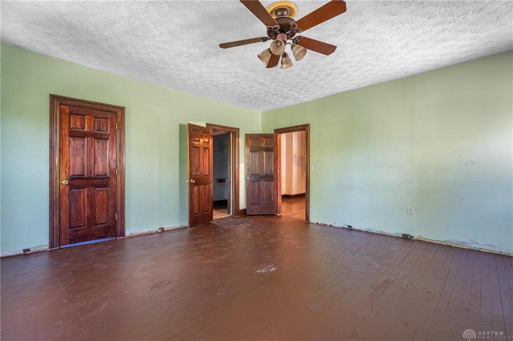 162 Lexington Avenue Property Photo 27