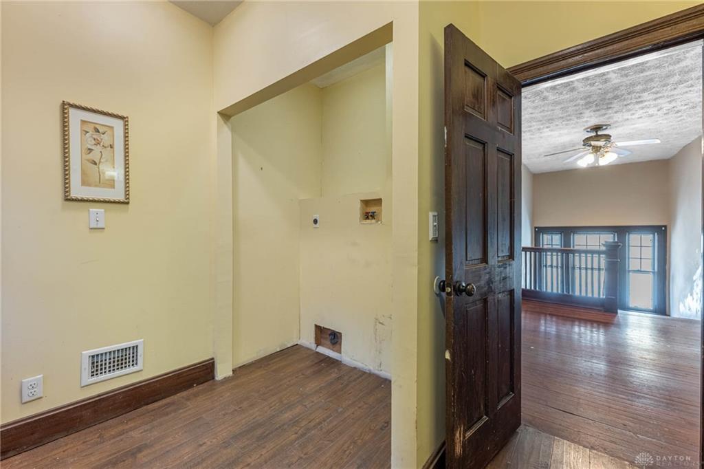 162 Lexington Avenue Property Photo 33