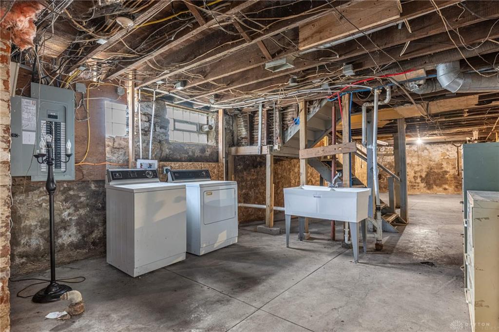 162 Lexington Avenue Property Photo 47