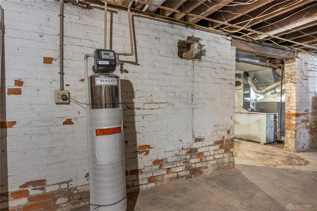 162 Lexington Avenue Property Photo 49