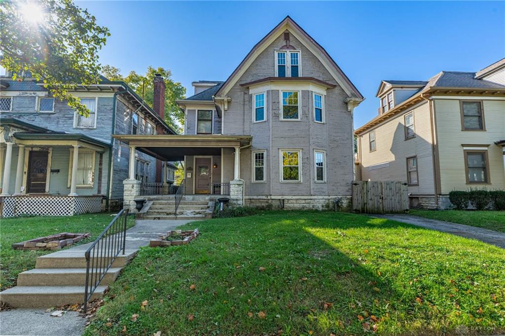 162 Lexington Avenue Property Photo 57