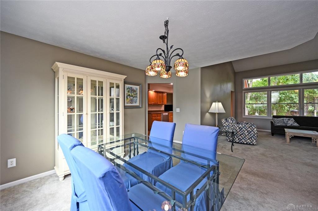 65 Artesian Court Property Photo 4