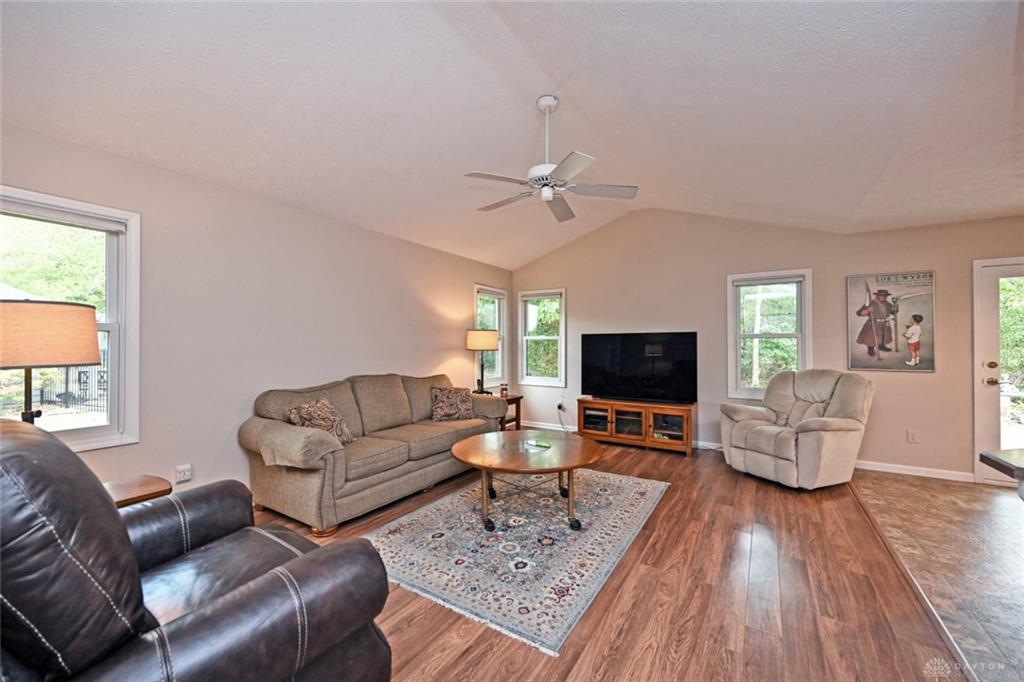 65 Artesian Court Property Photo 15