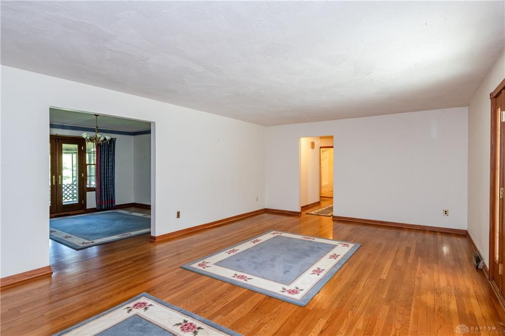 6250 Fairfield Property Photo 9