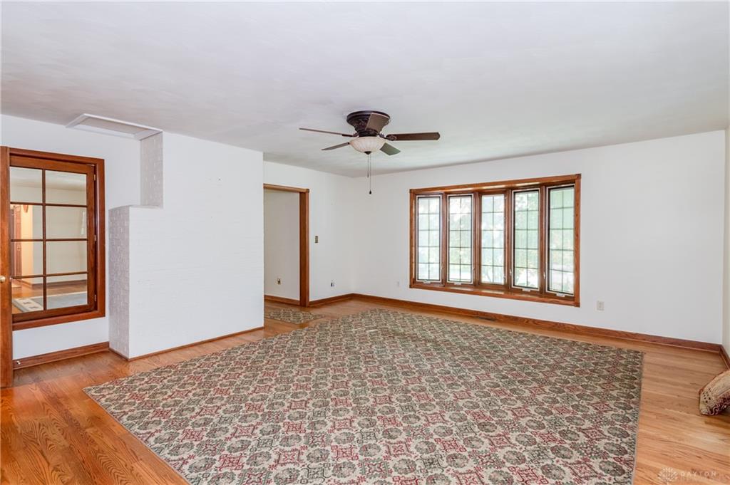 6250 Fairfield Property Photo 10
