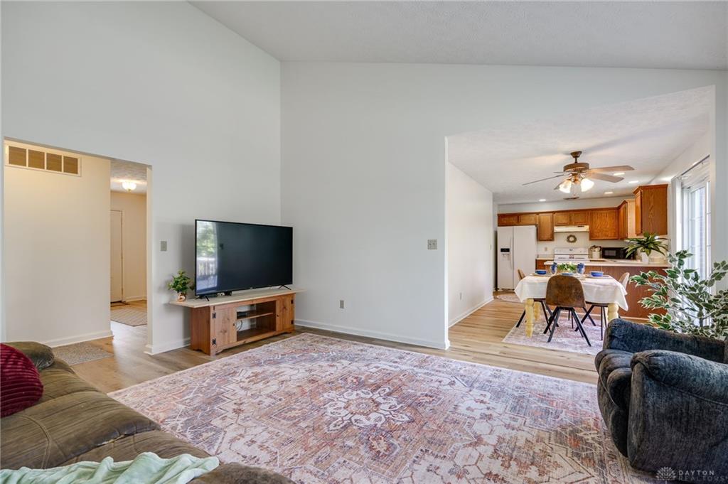 794 Donnelly Avenue Property Photo 11