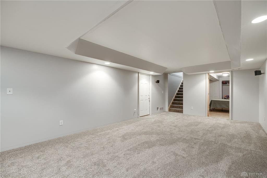 794 Donnelly Avenue Property Photo 32