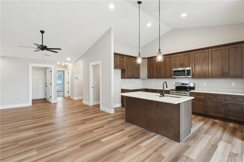 5017 Waterford Lane Property Photo 17