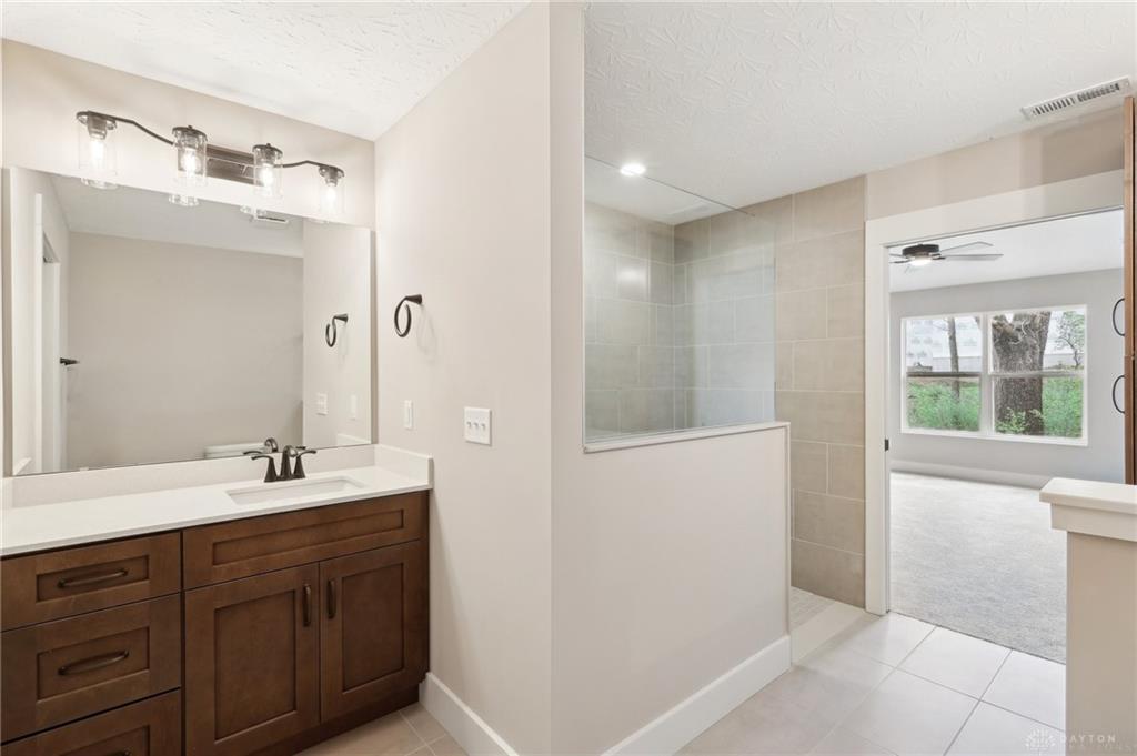 5017 Waterford Lane Property Photo 36