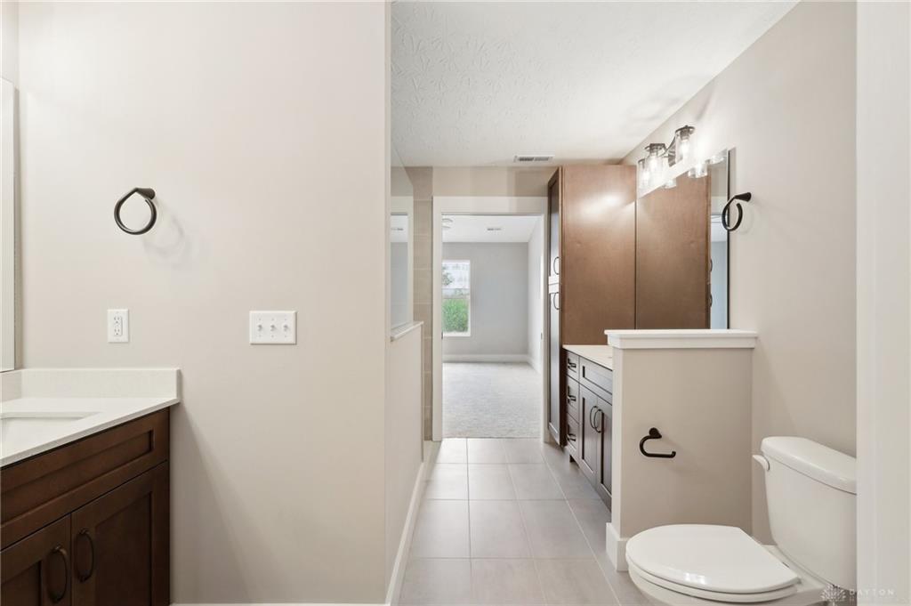 5017 Waterford Lane Property Photo 37