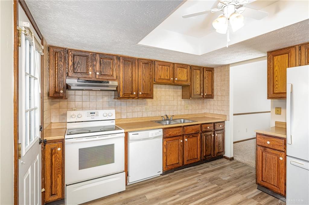 1316 Daventry Court Property Photo 10