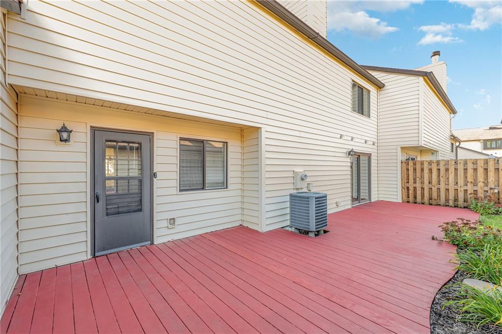 1316 Daventry Court Property Photo 24