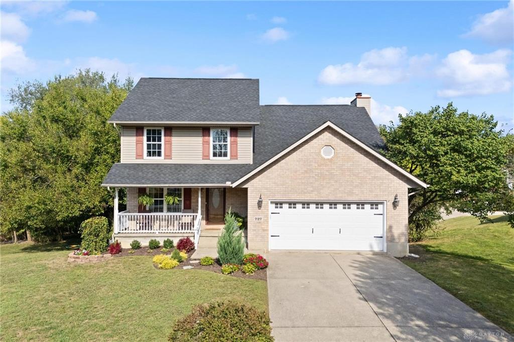 727 Harnam Court Property Photo 2