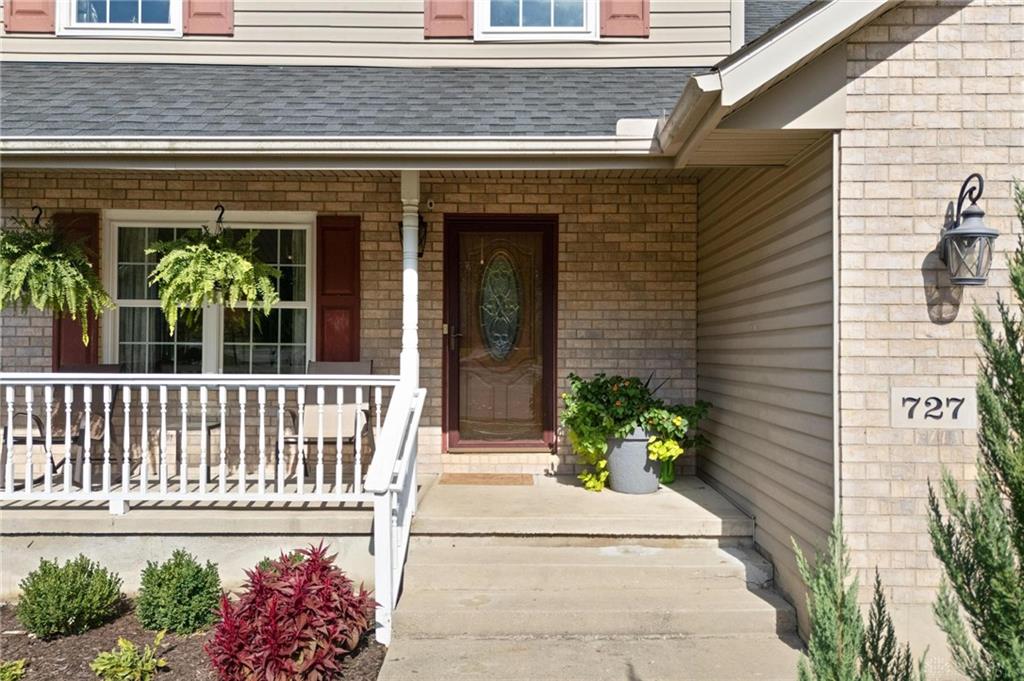 727 Harnam Court Property Photo 7