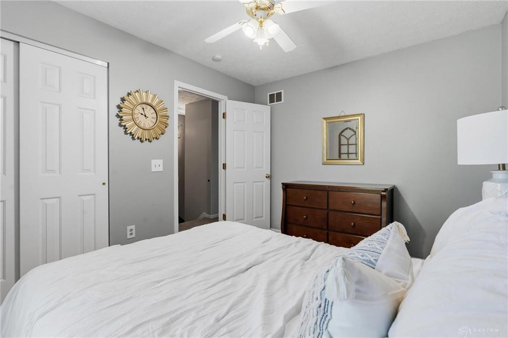 727 Harnam Court Property Photo 24