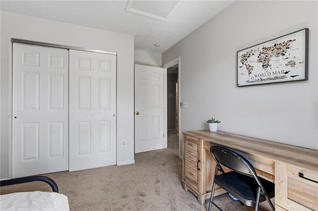 727 Harnam Court Property Photo 29