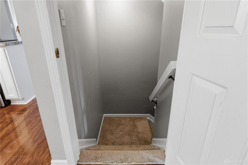 727 Harnam Court Property Photo 34