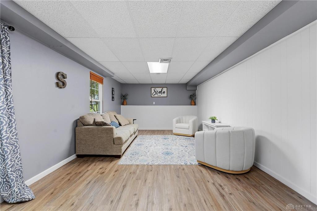 727 Harnam Court Property Photo 37