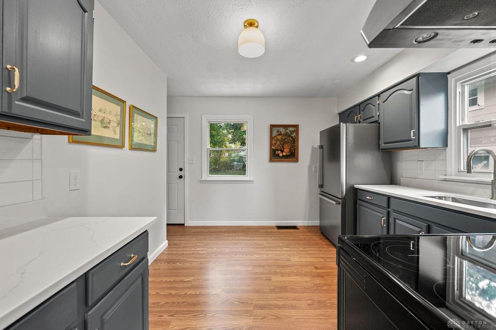 112 Parkview Street Property Photo 11