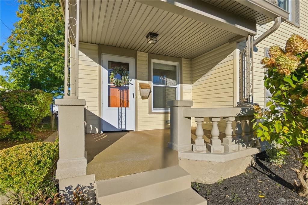 1741 King Avenue Property Photo 6