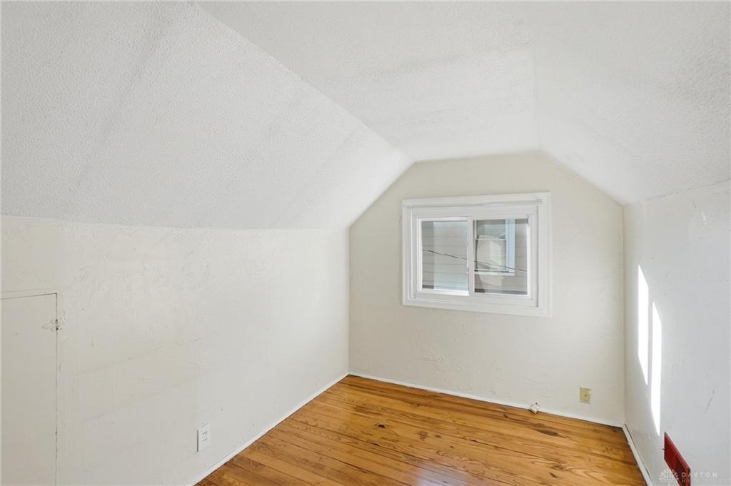 1741 King Avenue Property Photo 23