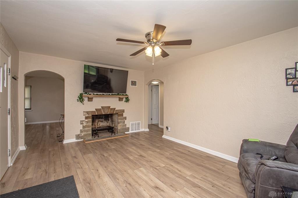 1716 Parkhill Property Photo 8