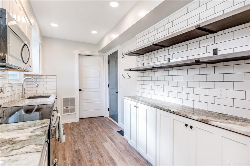 2816 Broadway Avenue Property Photo 15