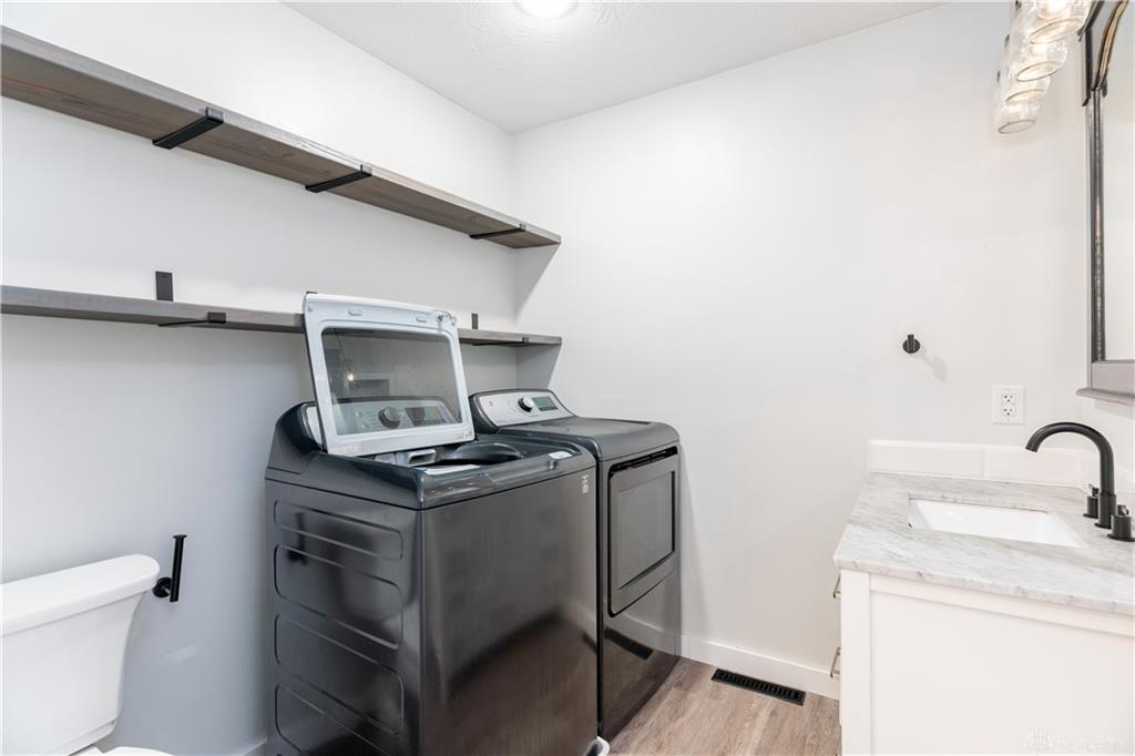 2816 Broadway Avenue Property Photo 16