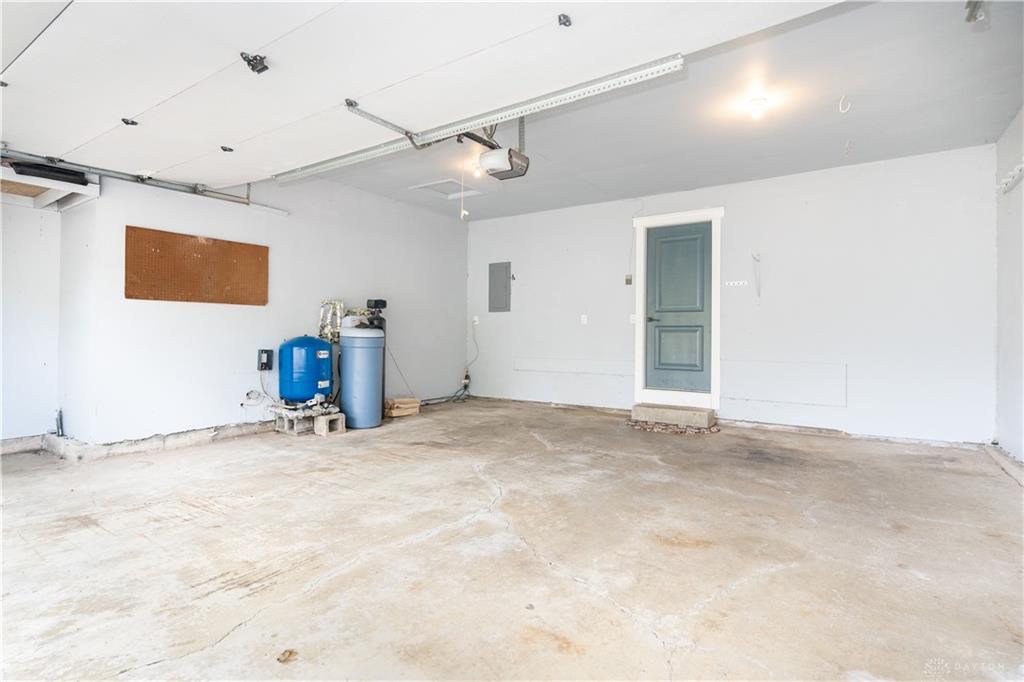 2816 Broadway Avenue Property Photo 27