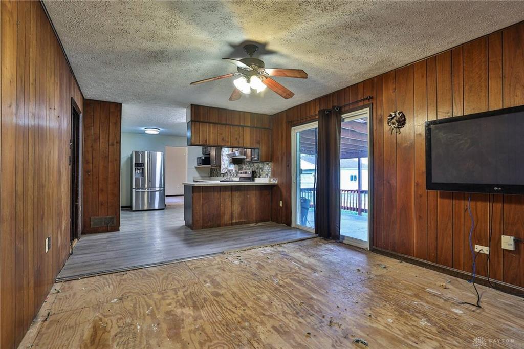 8309 Cox Property Photo 8