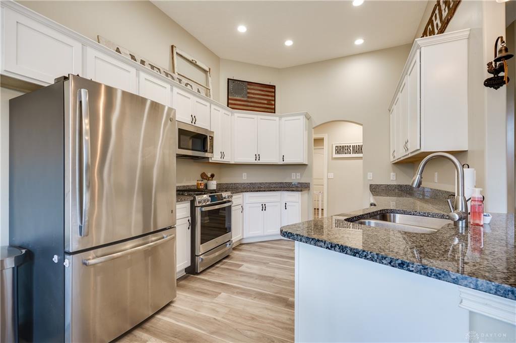 6794 Sun Ridge Way Property Photo 16