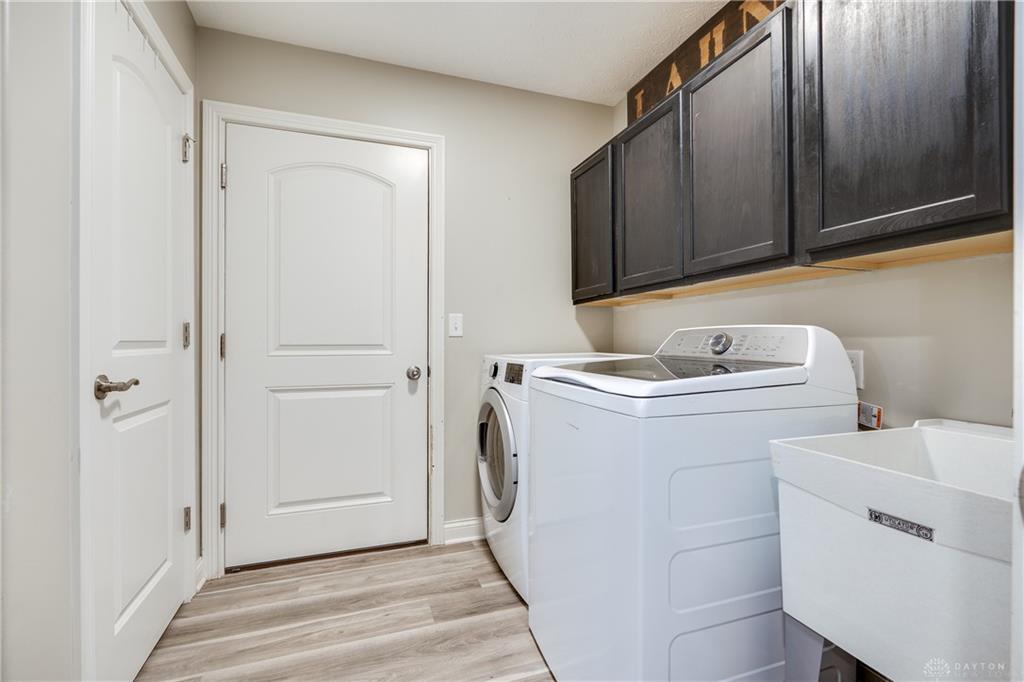 6794 Sun Ridge Way Property Photo 33