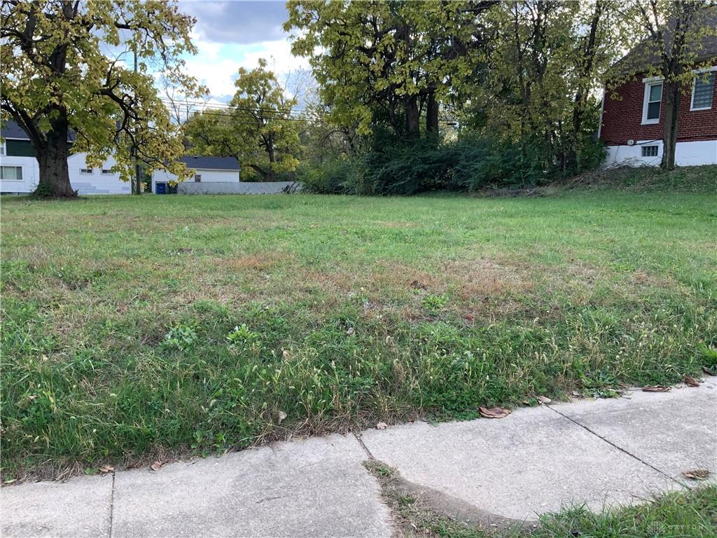 2904 Lakeview Property Photo 5