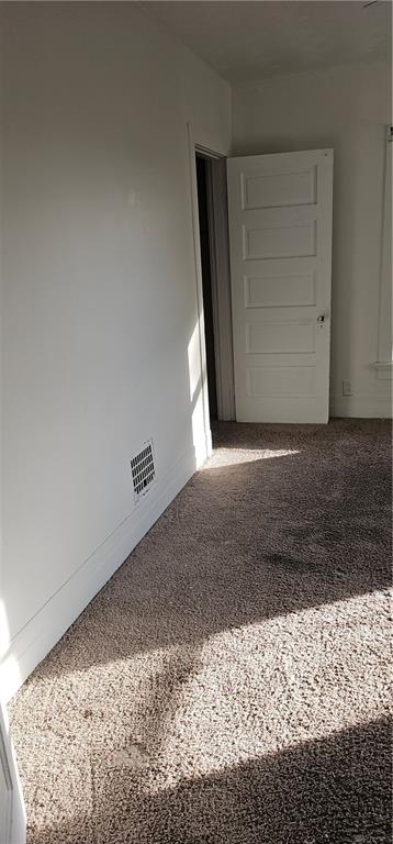 1233 Everett Property Photo 2